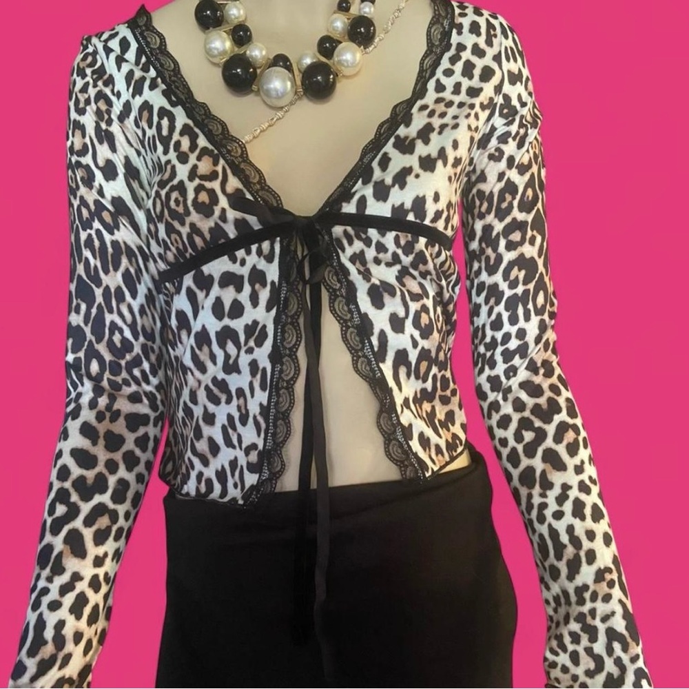 SHEIN Black and White Leopard Print Lace Blouse